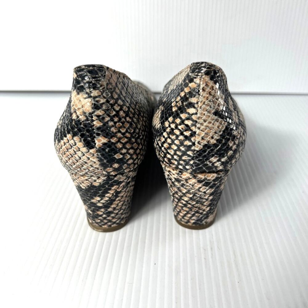Vionic Antonia Embossed Leather Close Toe Wedges Snakeskin Print Women Size 7.5 - Picture 4 of 8